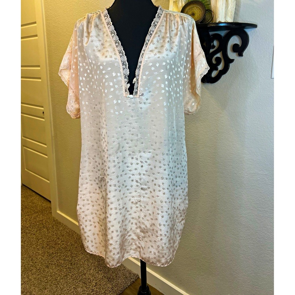 Deena vintage 70s 80s Pink Satin Lace V-Neck Short Sleeve Nightgown Sz M As is